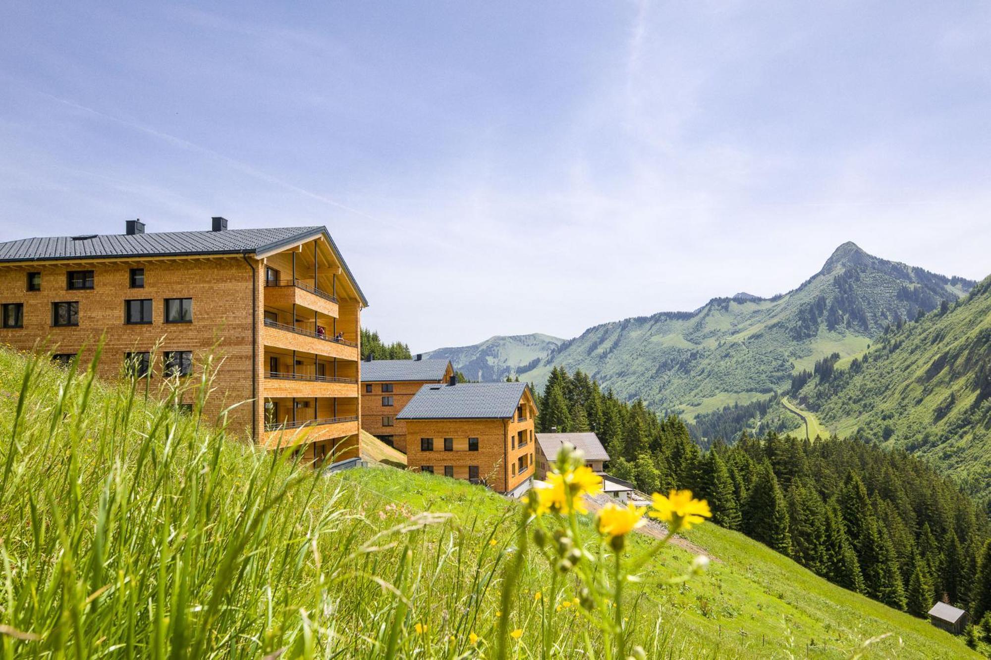 Alpenstolz Damuels Haus 2 - Stilvoll Urlauben In Den Bergen Apartment Ngoại thất bức ảnh