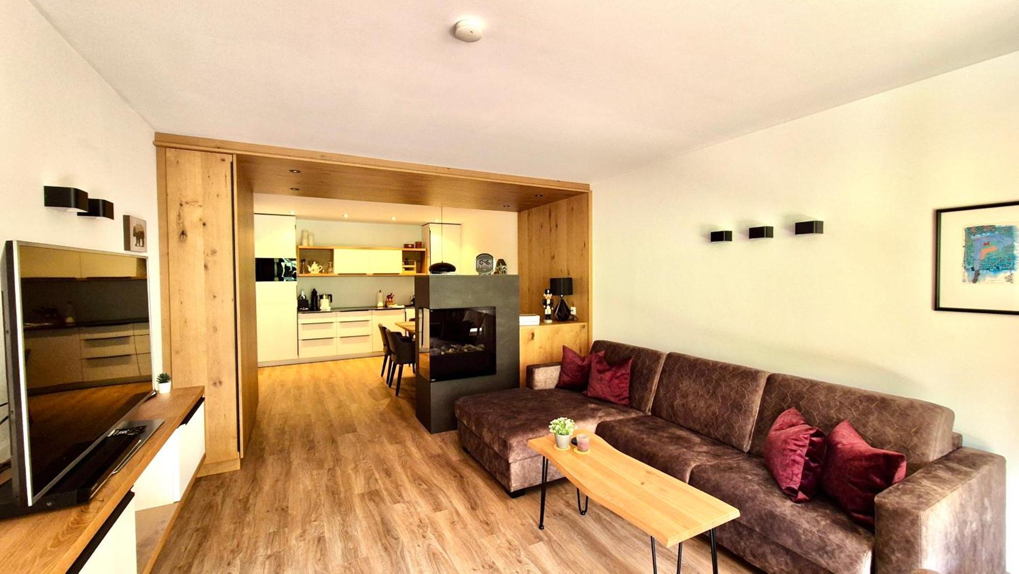 Alpenstolz Damuels Haus 2 - Stilvoll Urlauben In Den Bergen Apartment Phòng bức ảnh
